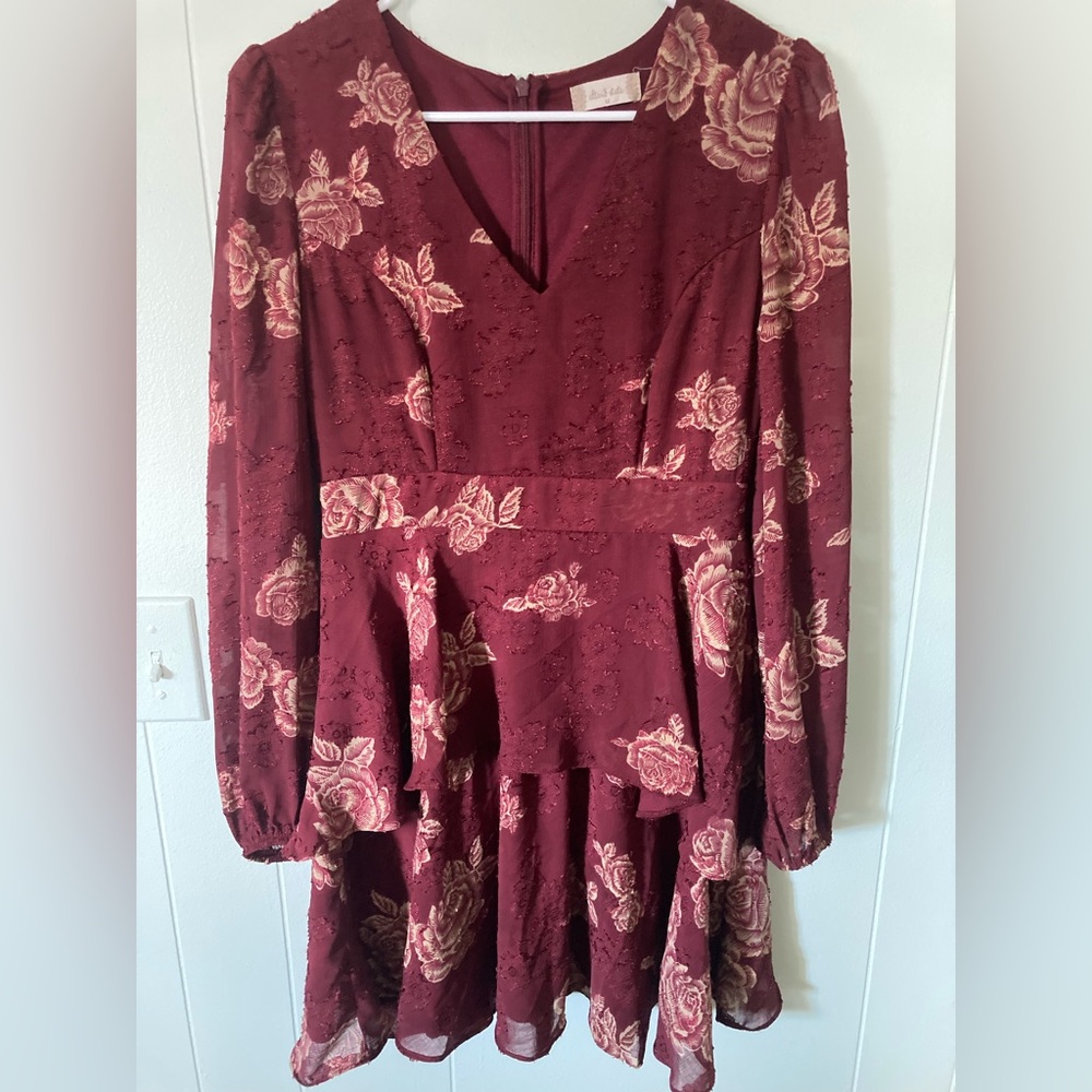 Altar'd State SZ M Burgundy Floral Roses Long Sleeve Dress tiered lovely